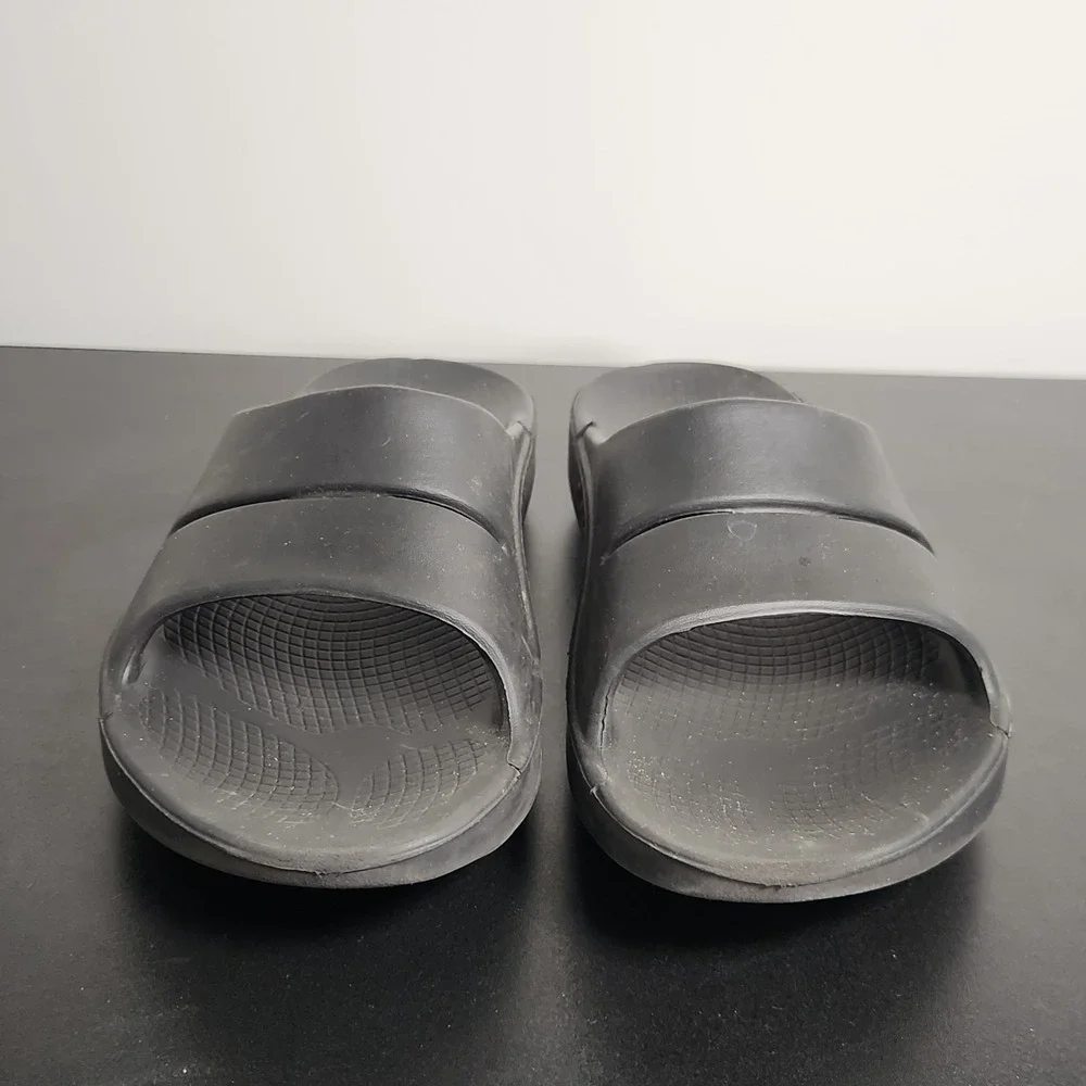 OOFOS Slides Mens 9 Womens 11 Black Ooahh Recovery Comfort Sport Sandal Beach